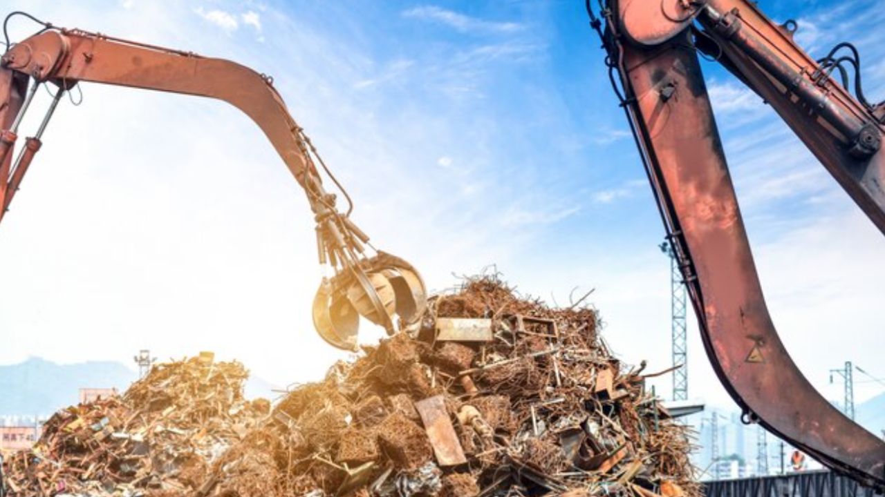 Aluminum metal recycling at a scrap yard.